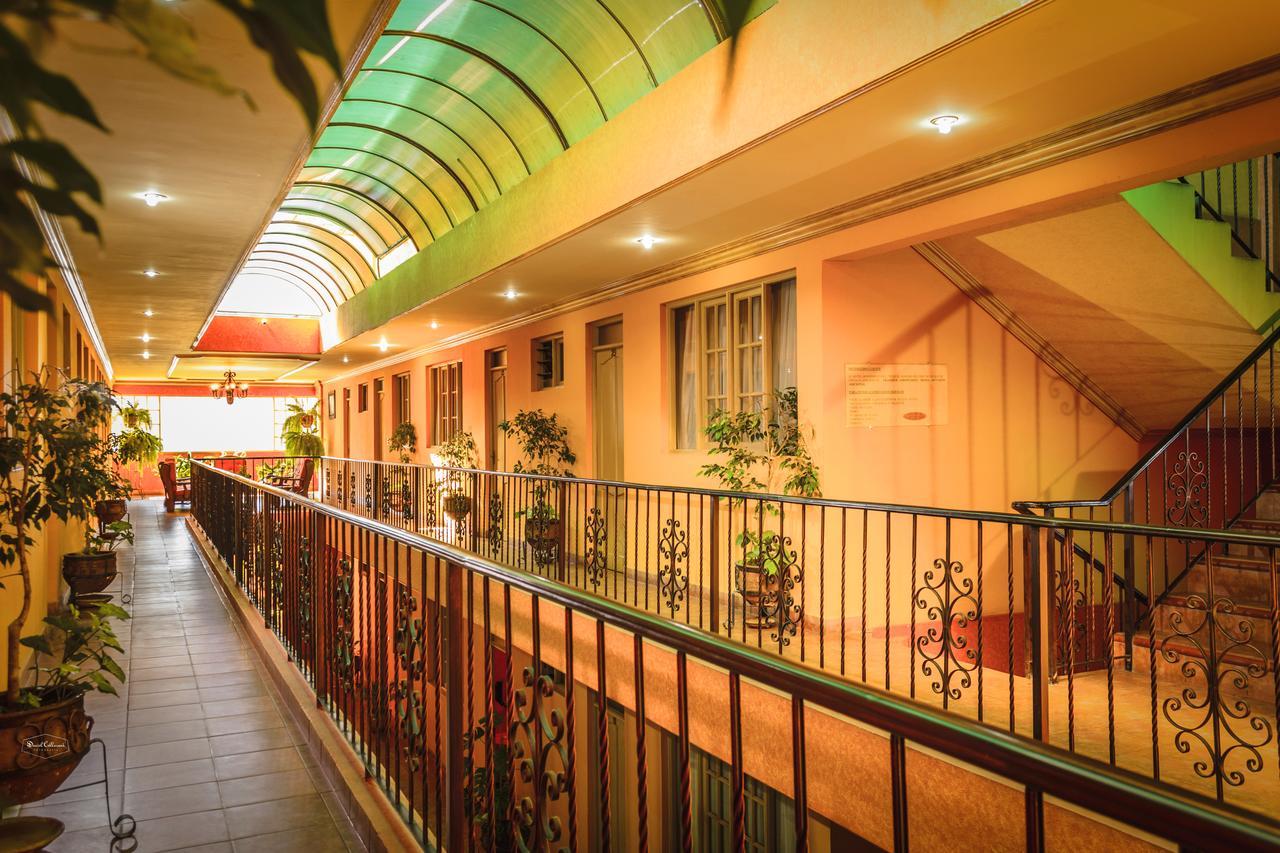 Hotel Monserrat Cochabamba Exterior photo